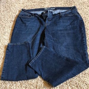 Old Navy boyfriend cut denim capris